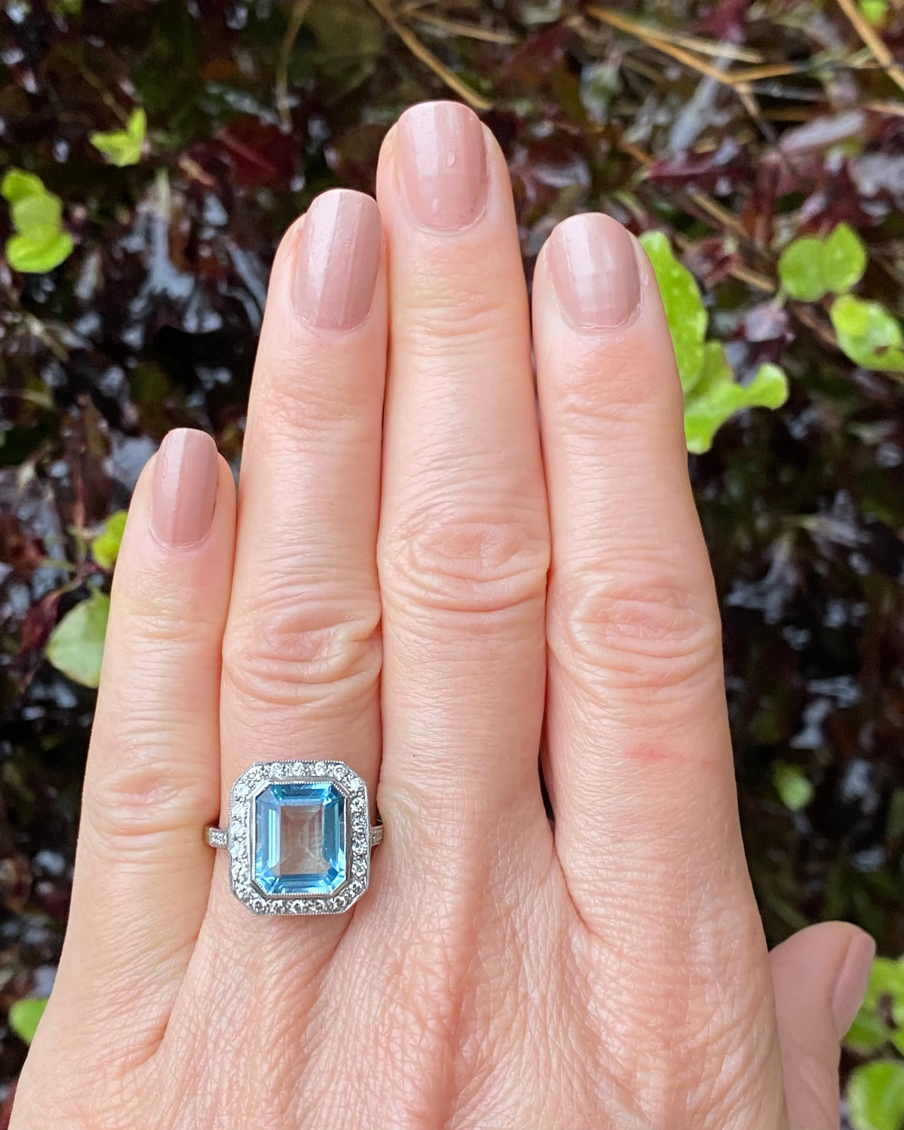 Art Deco Aquamarine and Diamond Ring 0.50ct   3.65ct Platinum