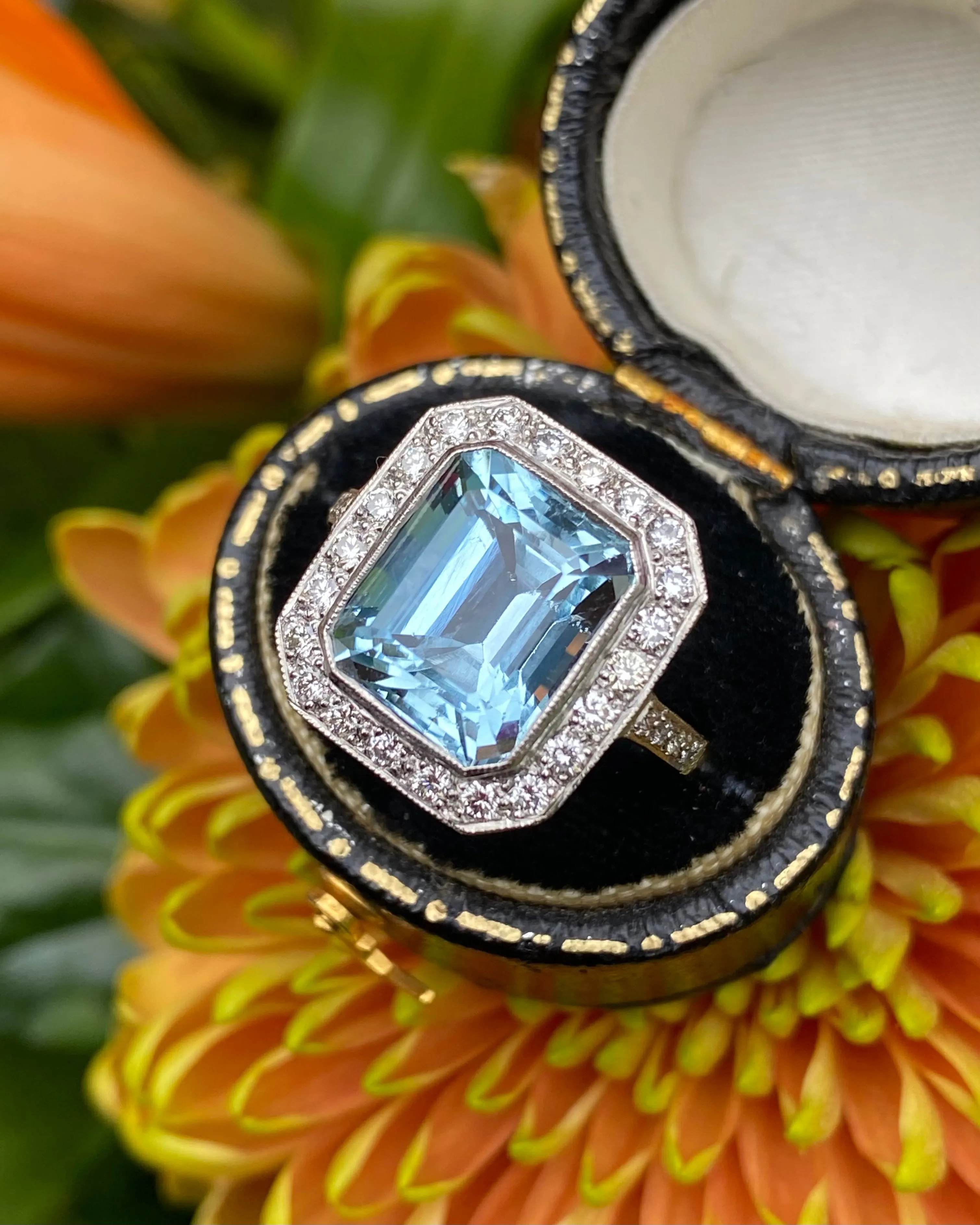 Art Deco Aquamarine and Diamond Ring 0.50ct   3.65ct Platinum