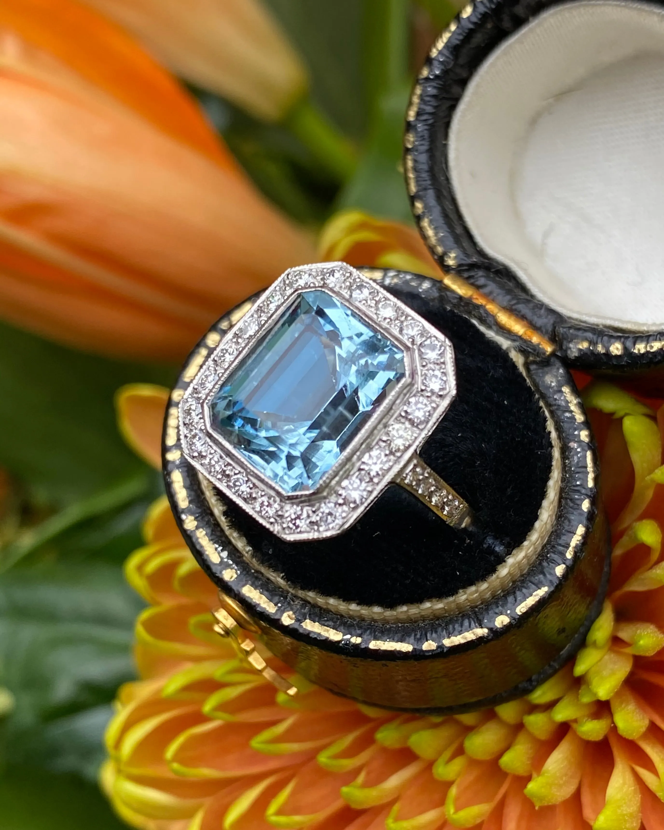 Art Deco Aquamarine and Diamond Ring 0.50ct   3.65ct Platinum