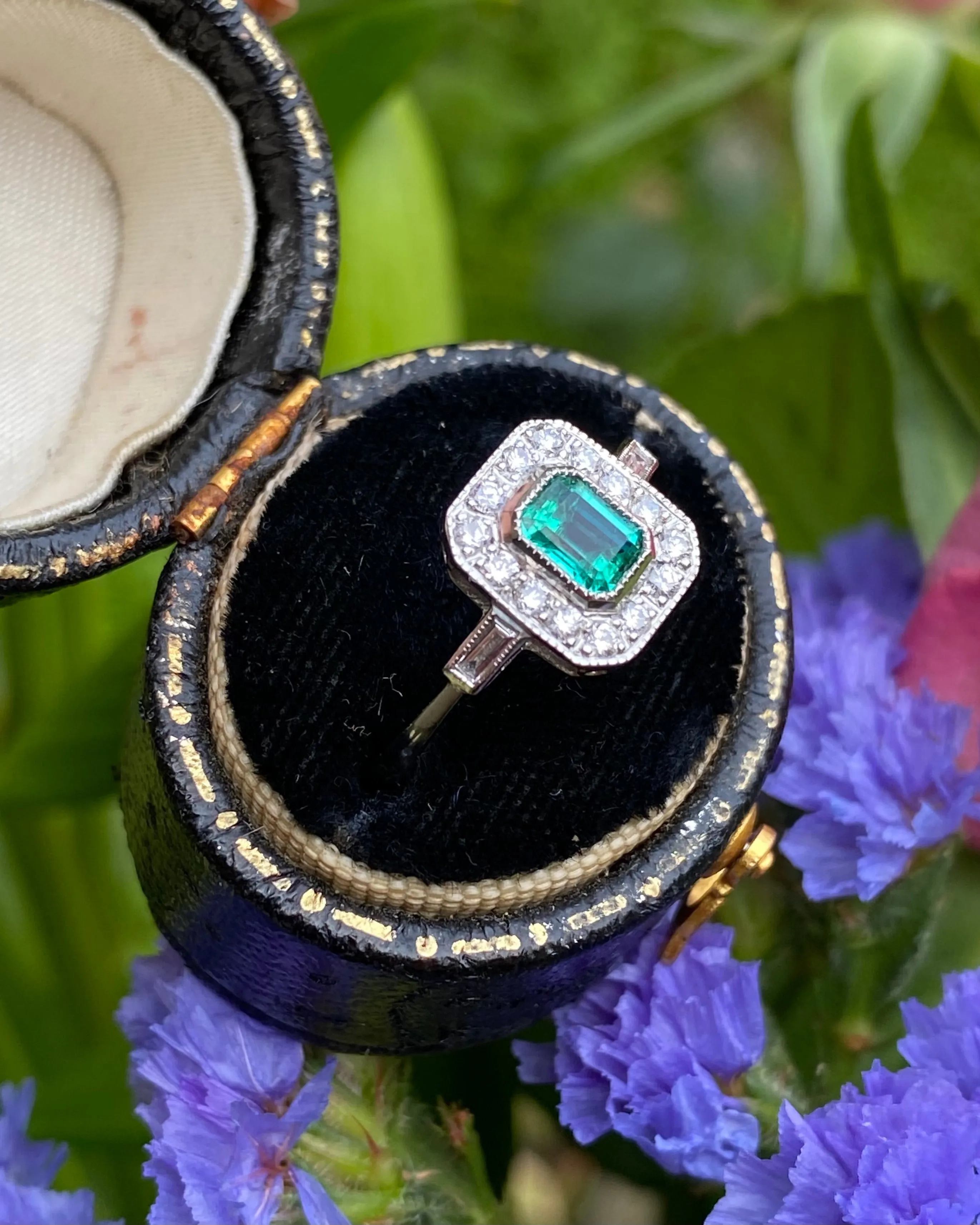 Art Deco Emerald and Diamond Cluster Platinum Ring 0.30ct   0.50ct