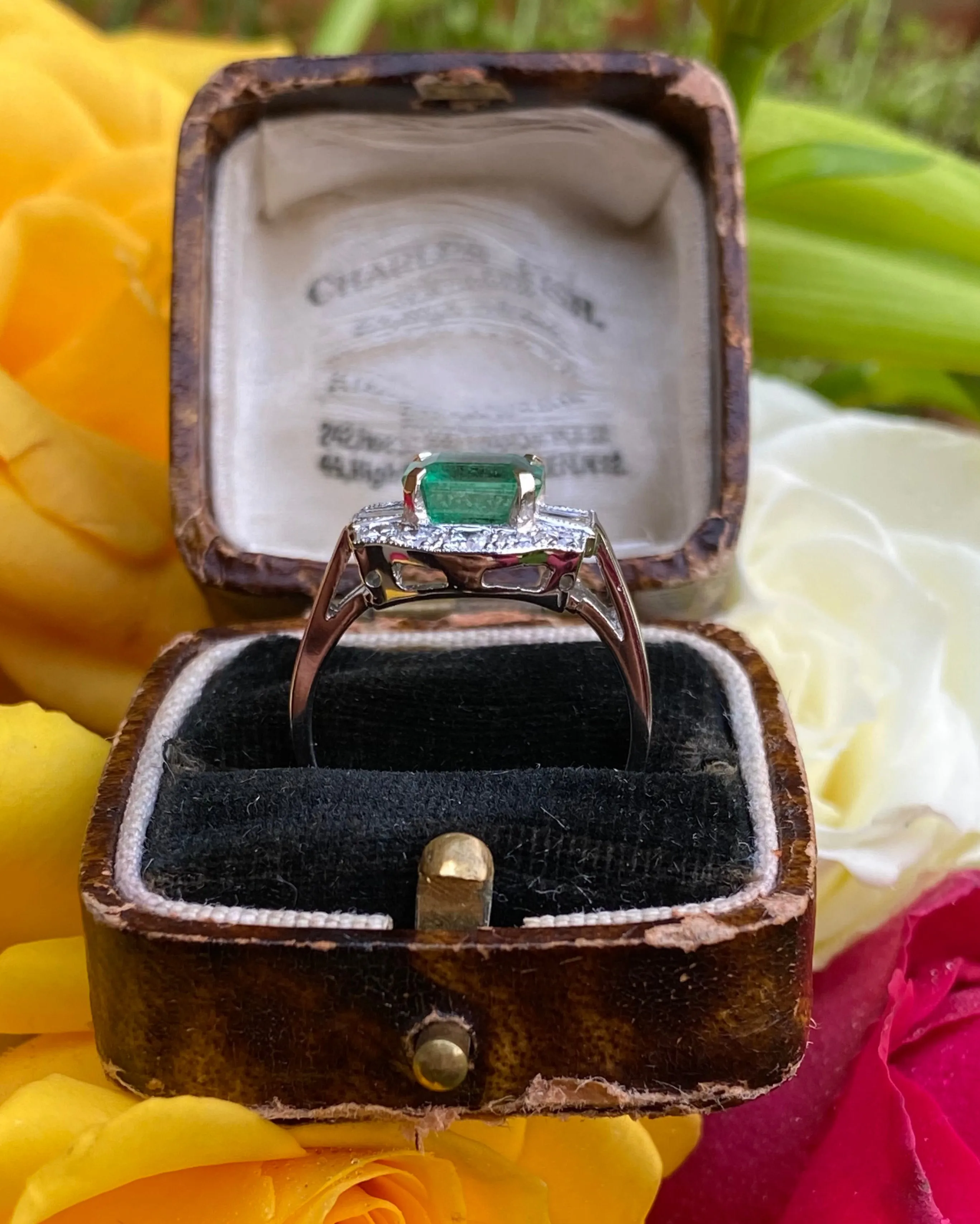 Art Deco Emerald and Diamond Cluster Platinum Ring 0.85ct   2.05ct