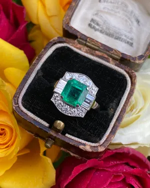 Art Deco Emerald and Diamond Cluster Platinum Ring 0.85ct   2.05ct