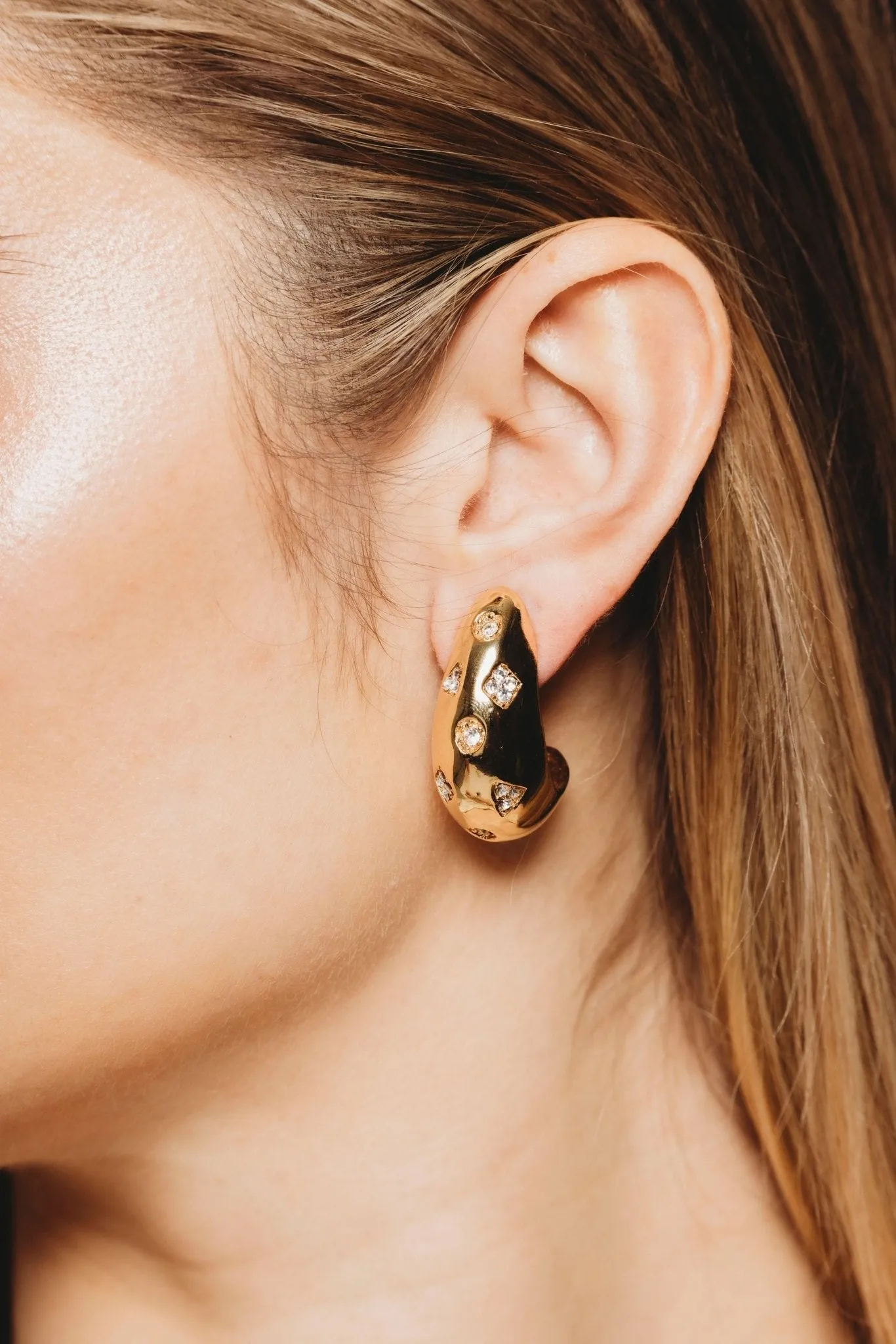 Bettina Earrings