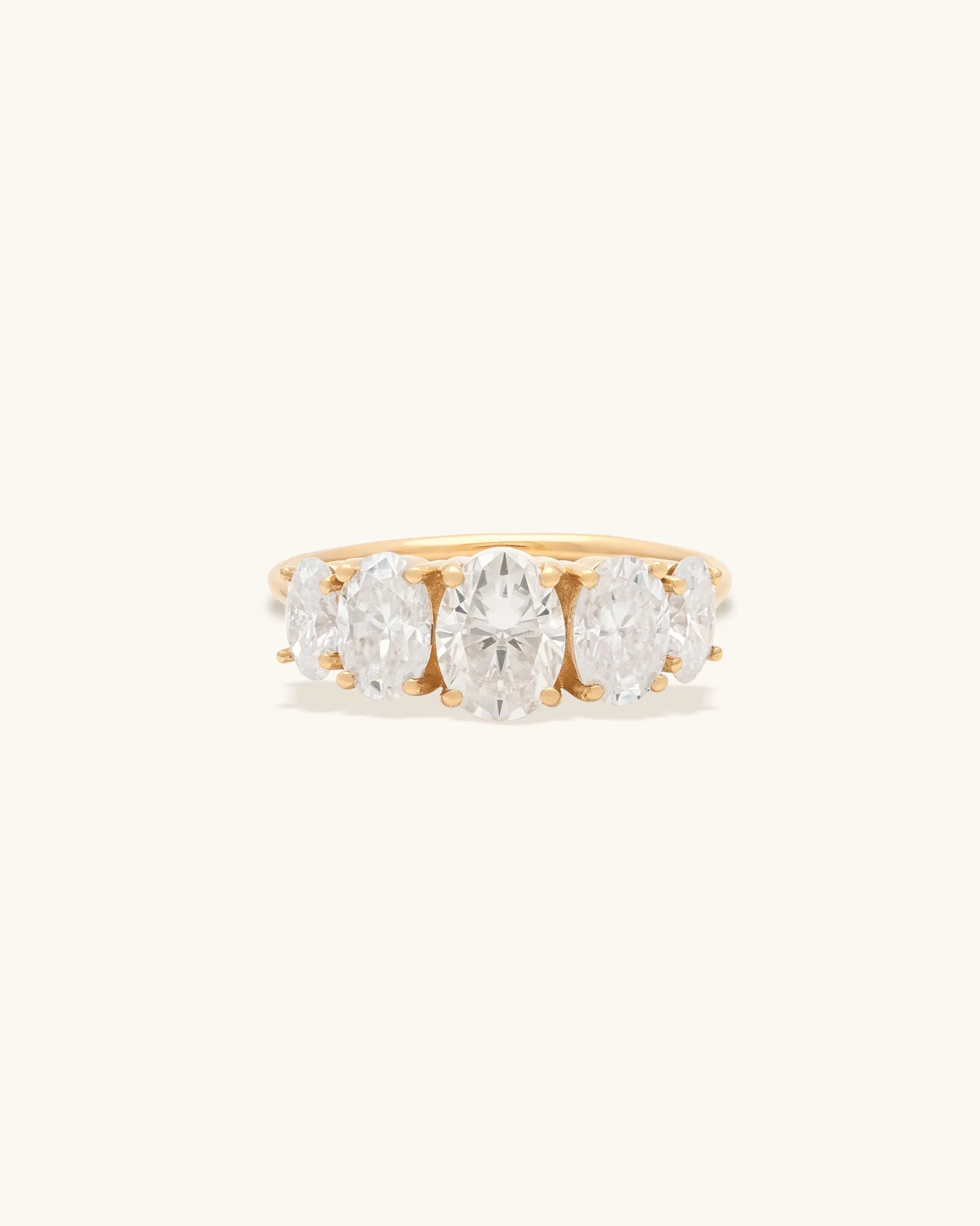 Bijette Bold Ring