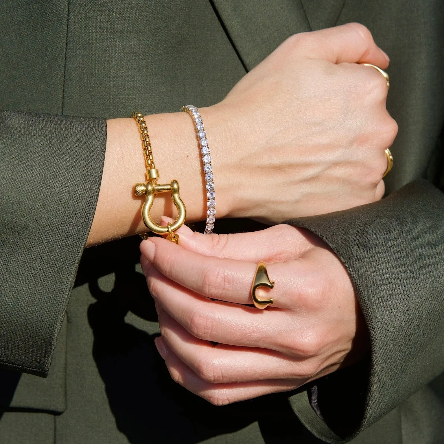 Clarkson Shackle Bracelet