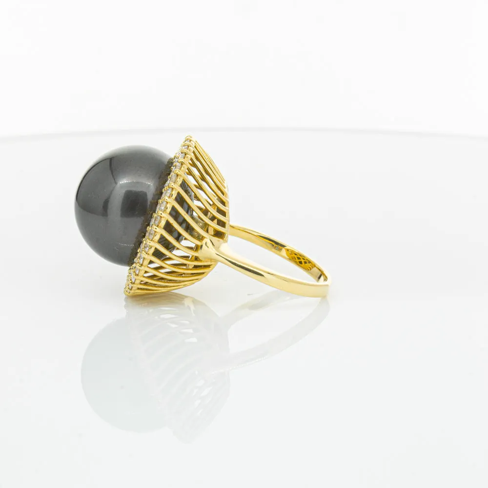 Deja Vu 18ct Yellow Gold 16mm Black Pearl & Diamond Ring