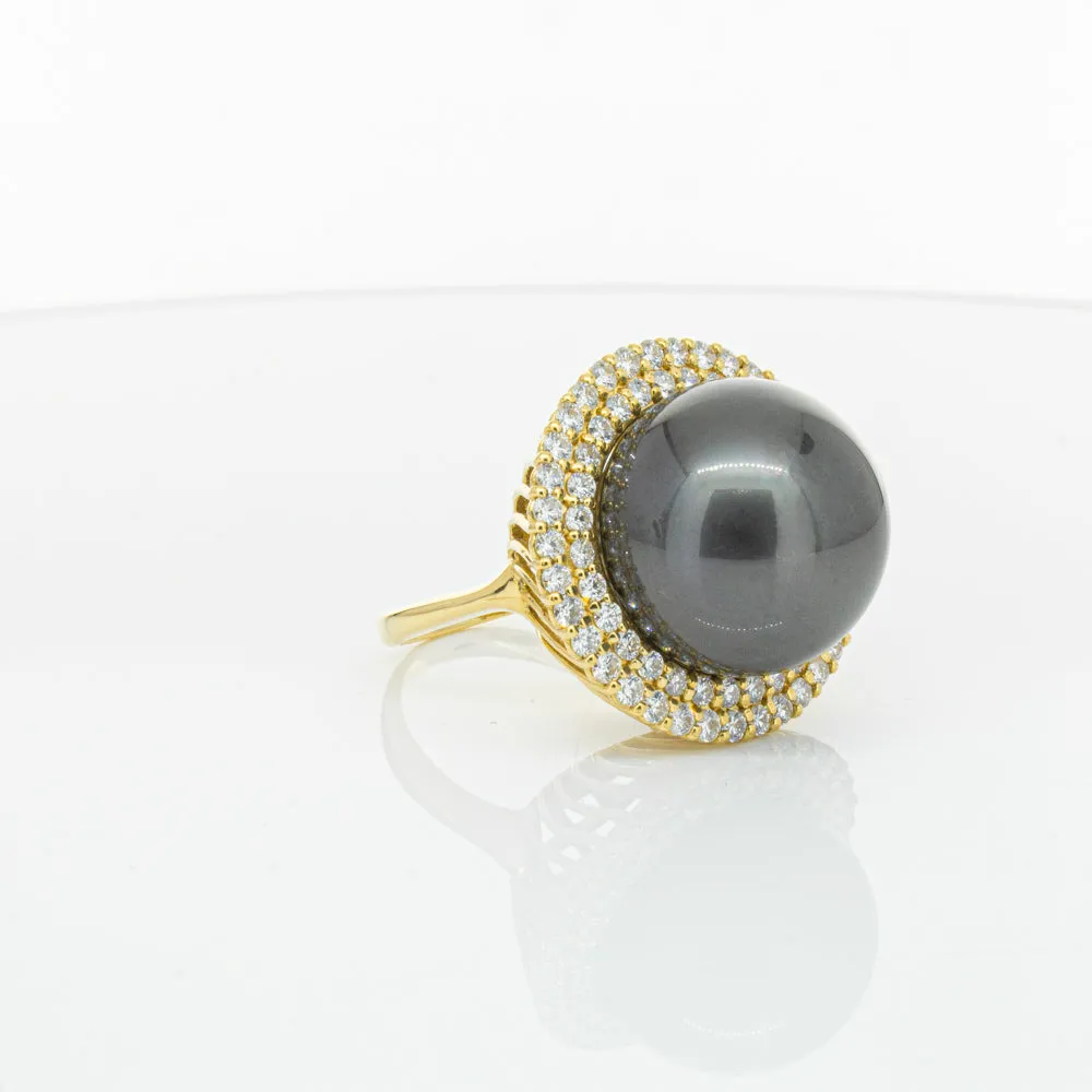 Deja Vu 18ct Yellow Gold 16mm Black Pearl & Diamond Ring