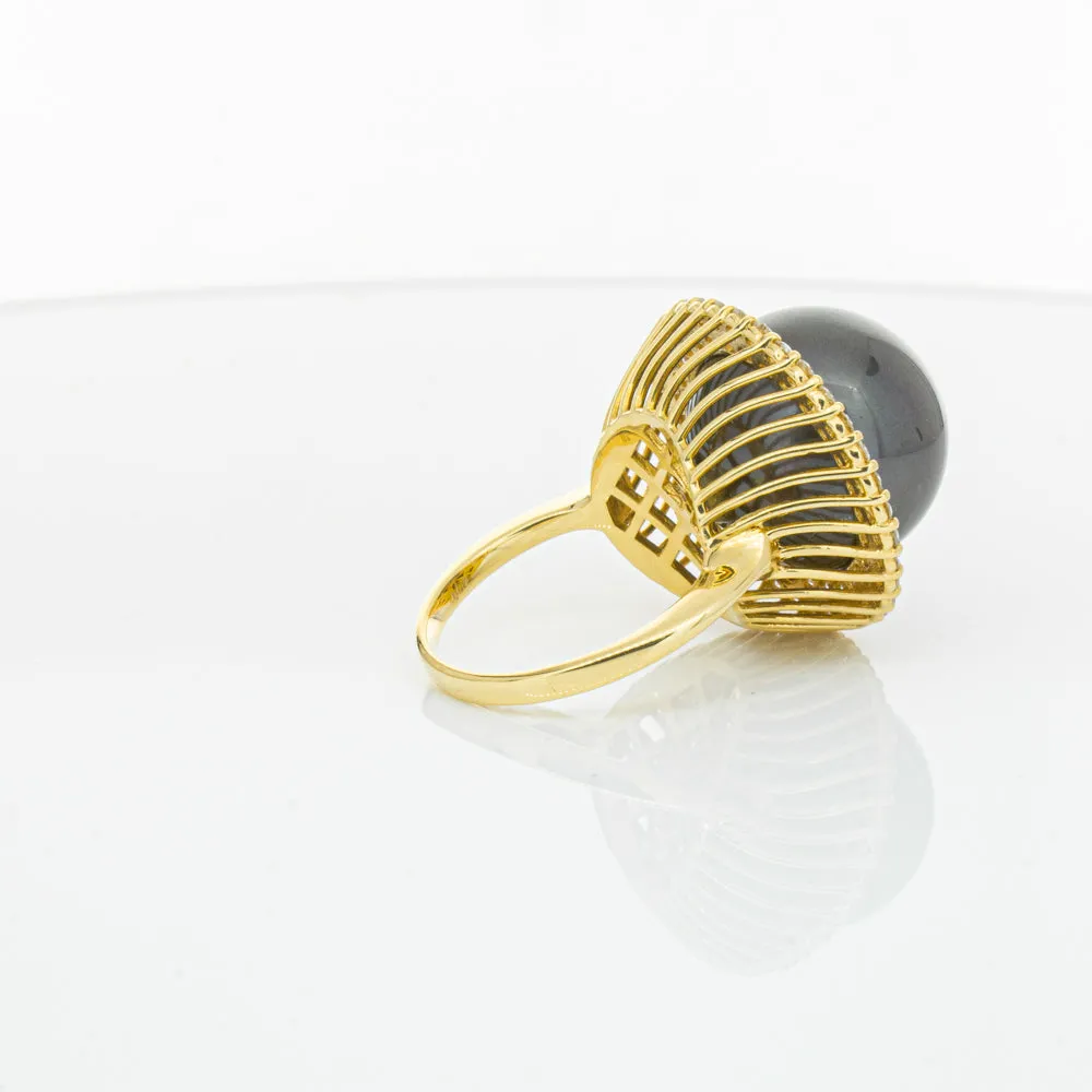 Deja Vu 18ct Yellow Gold 16mm Black Pearl & Diamond Ring