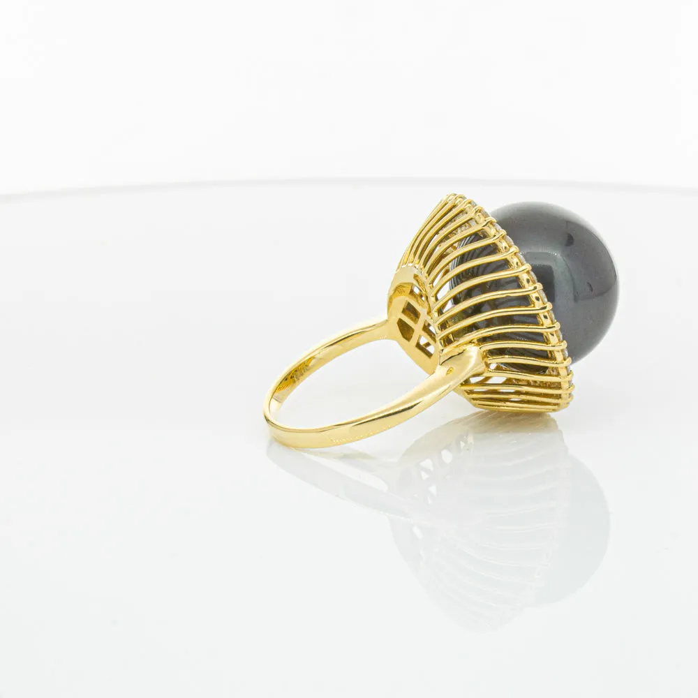 Deja Vu 18ct Yellow Gold 16mm Black Pearl & Diamond Ring