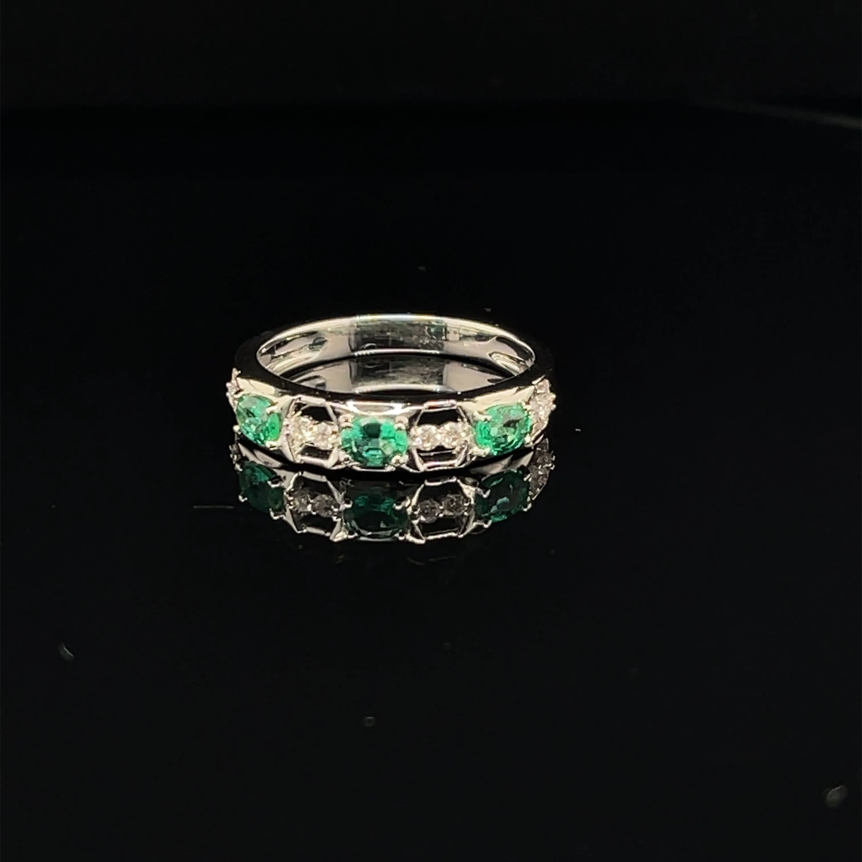 Emerald & Diamond Oval  Eternity Band in 18k White Gold - (#35-HREME000193)