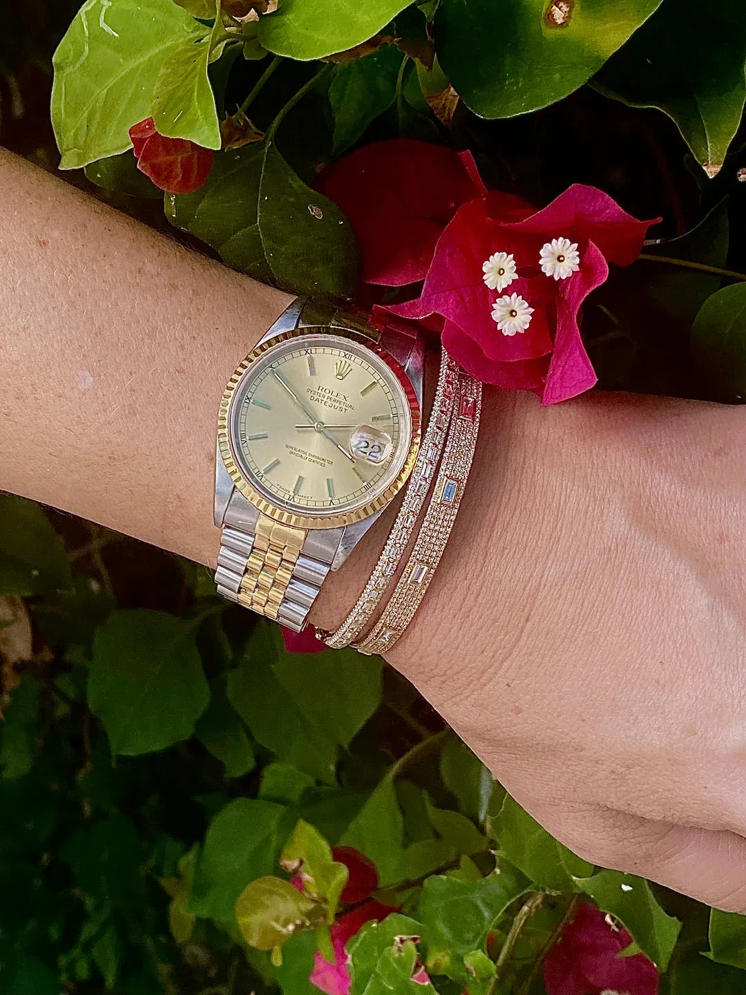 LULU DIAMOND PAV?? BANGLE WITH INSET BAGUETTE DIAMONDS