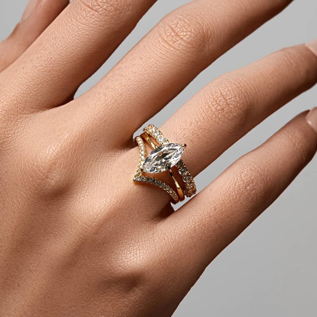 Pav Wishbone V | Stacking Ring