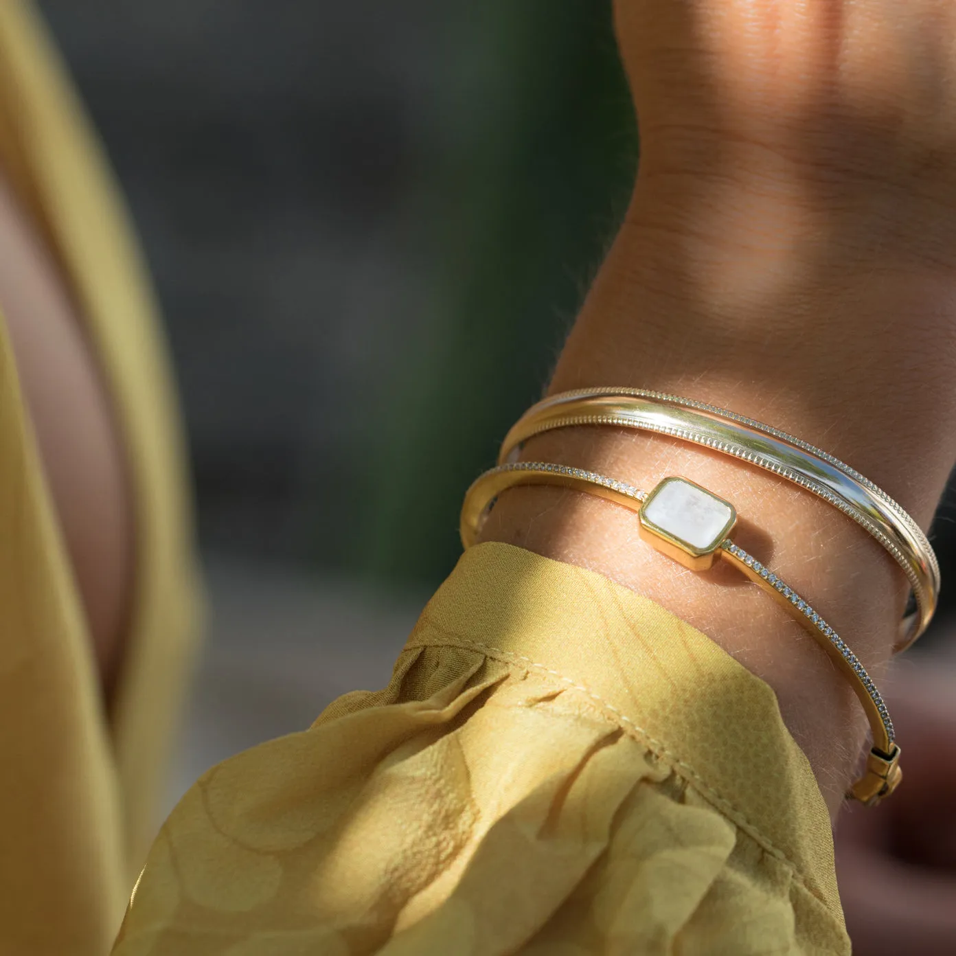 Reign Cuff