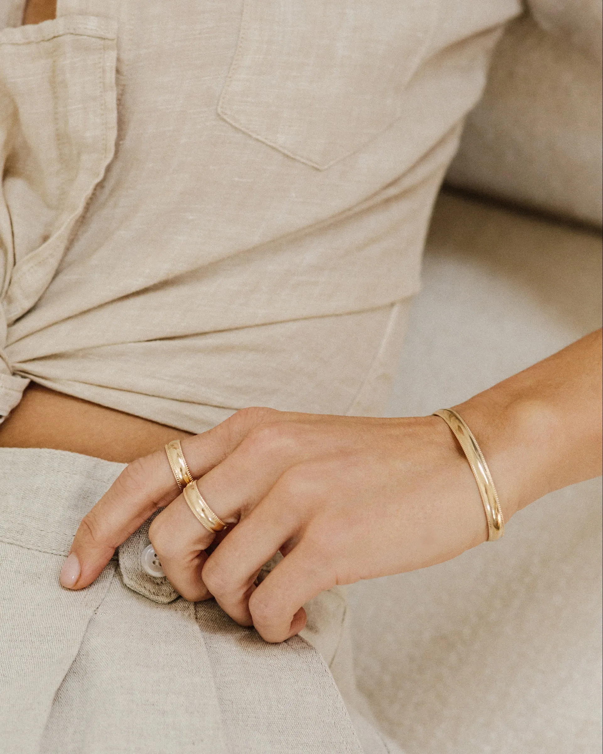 Reign Cuff