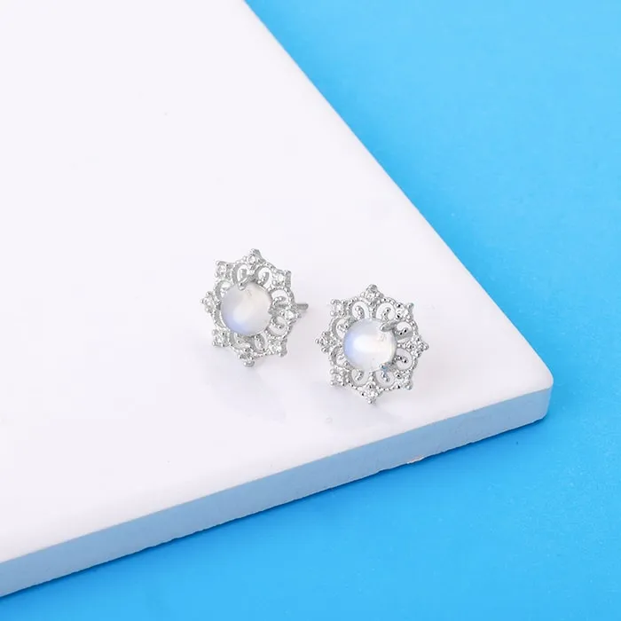 Silver Charming Like A Flower Earrings