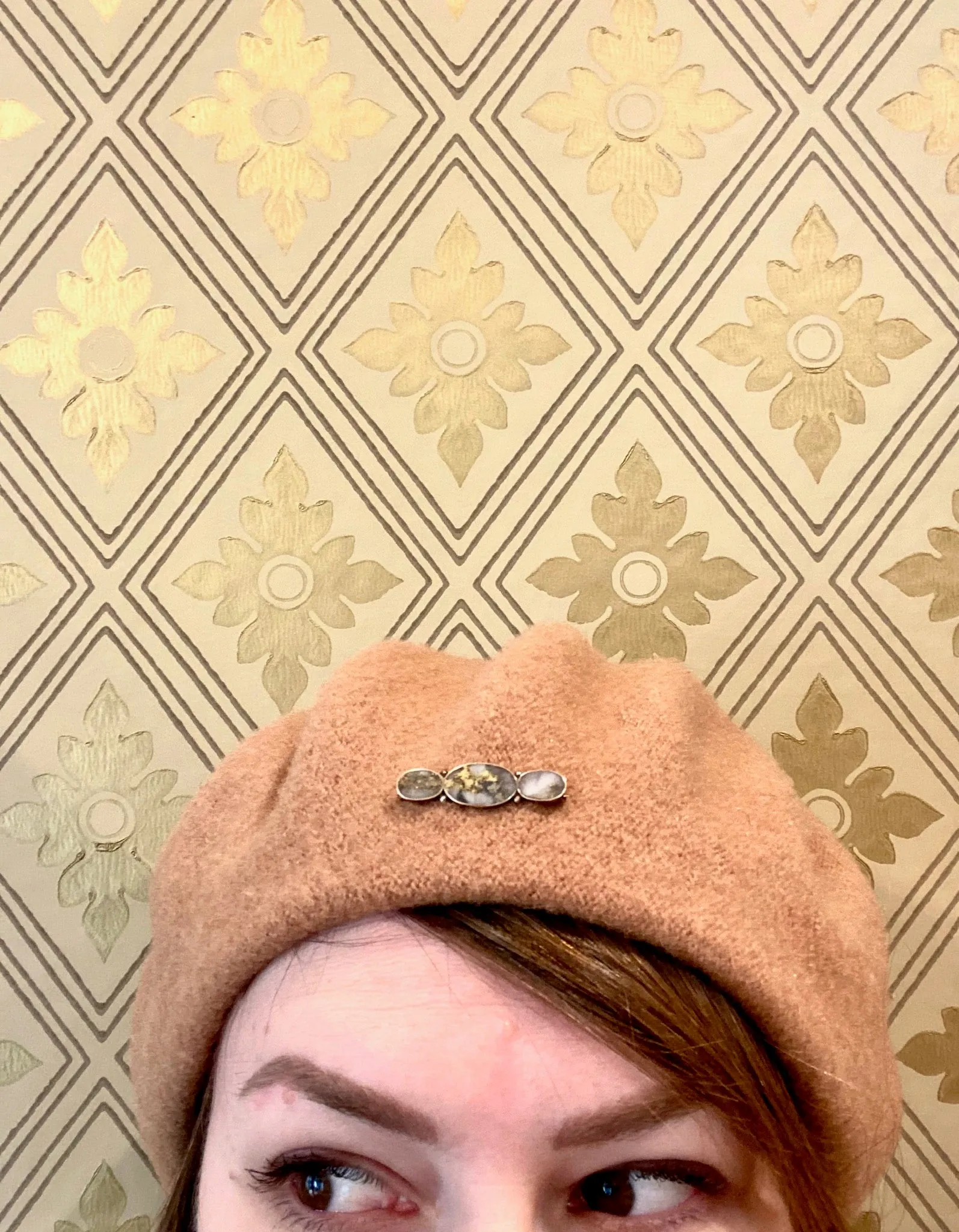Three Ovals A Sweet Gold Quartz Brooch