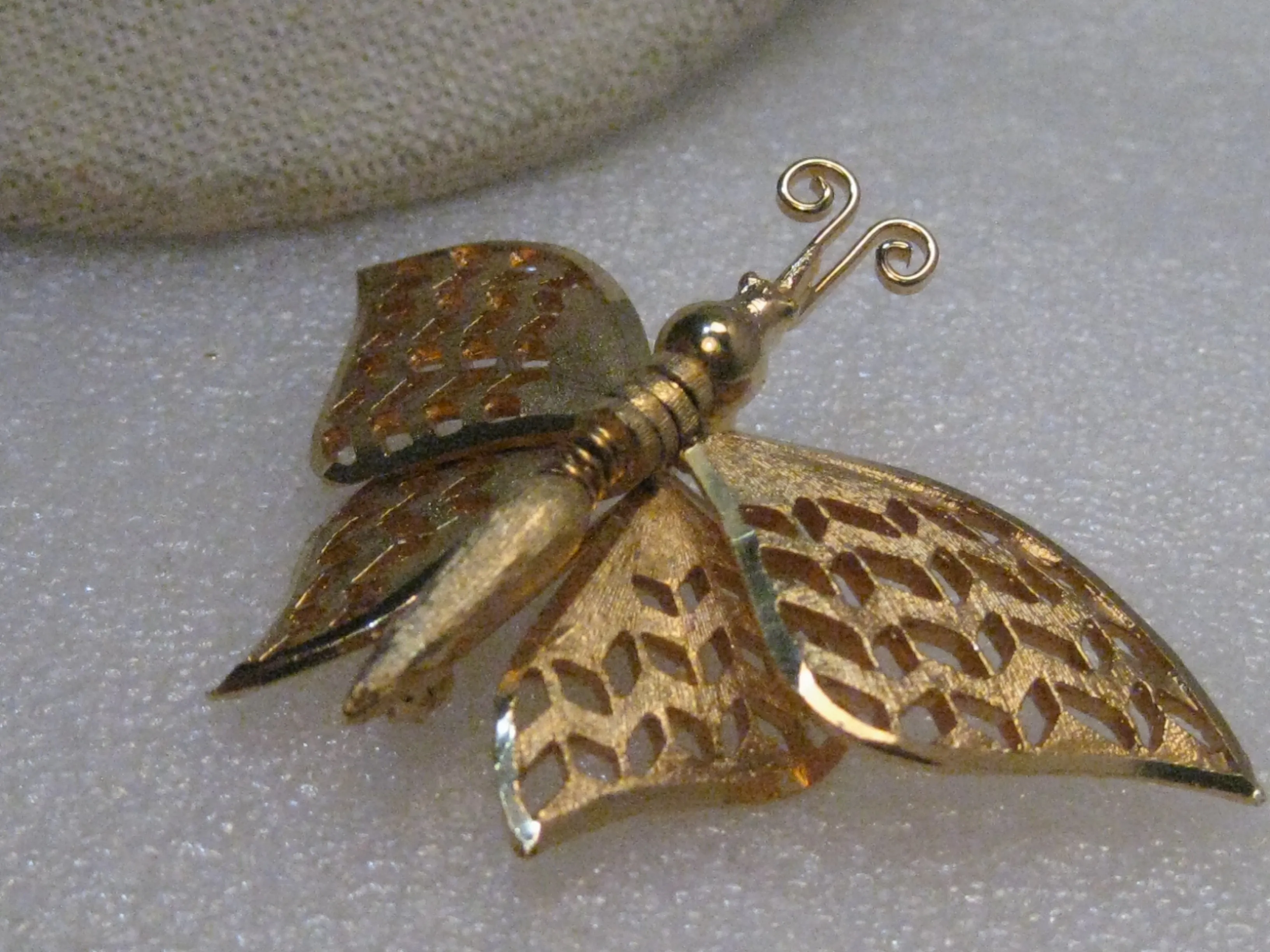 Vintage Butterfly Trembler/Hinged  Brooch, Hinged, Gold Tone, 1960's, 1.5" by 2"
