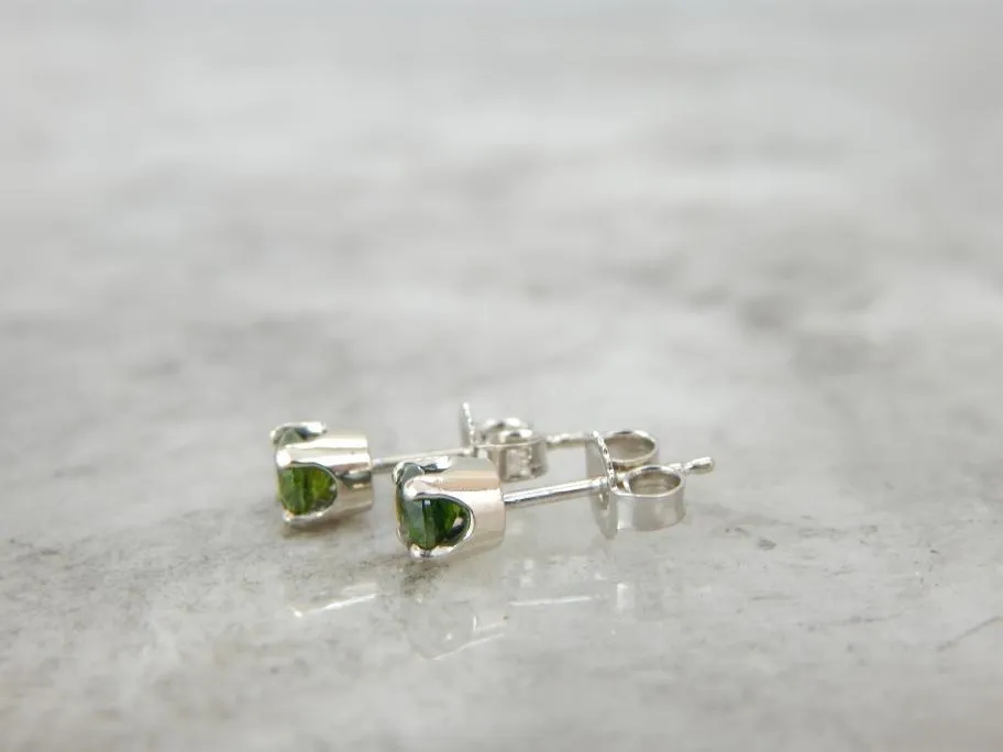 White Gold and Green Garnet Simple Stud Earrings
